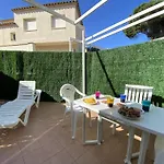 Casa Familiar Con Piscina A 5 Min De La Playa De Riells - Hisp-7-46 * Torroella de Montgrí